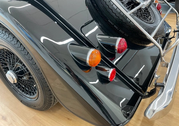 Morgan Plus 4 cena 45999 przebieg: 14000, rok produkcji 2014 z Ożarów małe 781